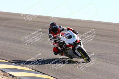 media/Feb-13-2022-SoCal Trackdays (Sun) [[c9210d39ca]]/Bowl (120pm)/